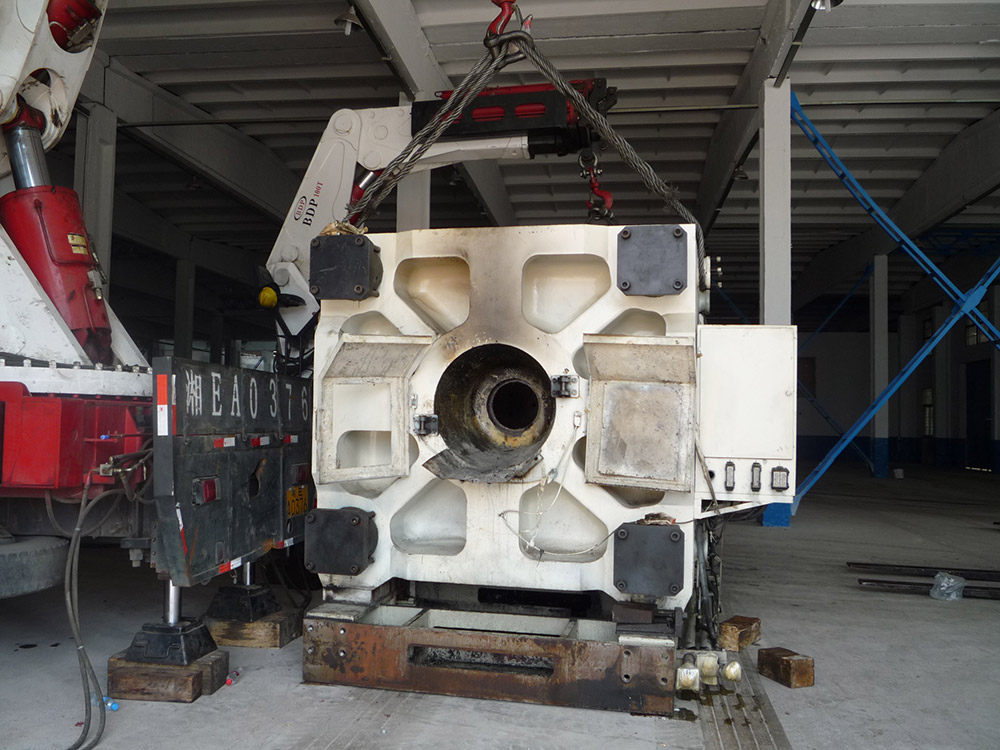 注塑機設備搬運吊裝 注塑機設備搬運吊裝